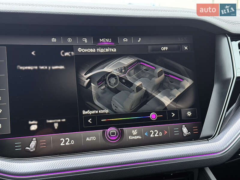 Внедорожник / Кроссовер Volkswagen Touareg 2021 в Хмельницком