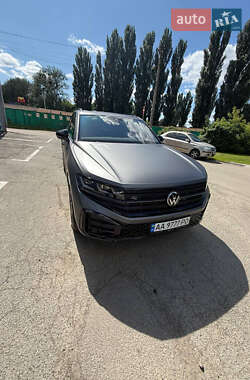 Позашляховик / Кросовер Volkswagen Touareg 2025 в Києві