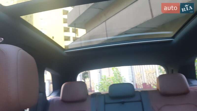 Внедорожник / Кроссовер Volkswagen Touareg 2018 в Киеве