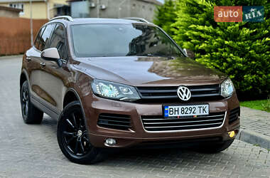 Внедорожник / Кроссовер Volkswagen Touareg 2013 в Одессе