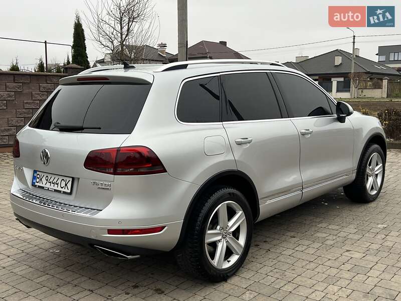 Внедорожник / Кроссовер Volkswagen Touareg 2010 в Ровно фото 4 Внедорожник / Кроссовер Volkswagen Touareg 2010 в Ровно