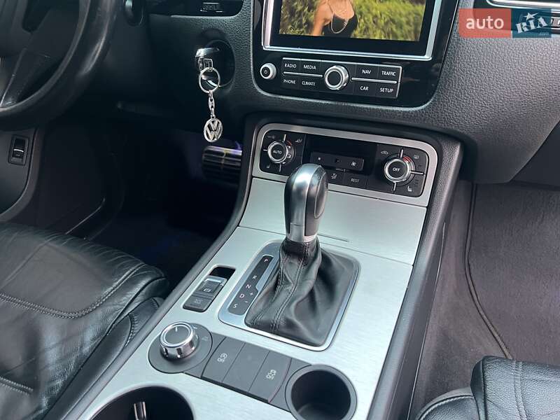 Внедорожник / Кроссовер Volkswagen Touareg 2010 в Ровно фото 19 Внедорожник / Кроссовер Volkswagen Touareg 2010 в Ровно