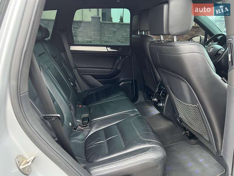 Внедорожник / Кроссовер Volkswagen Touareg 2010 в Ровно фото 25 Внедорожник / Кроссовер Volkswagen Touareg 2010 в Ровно