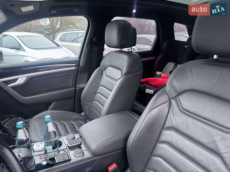 Внедорожник / Кроссовер Volkswagen Touareg 2019 в Звенигородке фото 30 Внедорожник / Кроссовер Volkswagen Touareg 2019 в Звенигородке