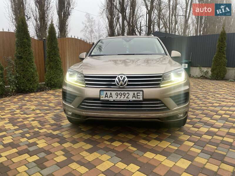 Позашляховик / Кросовер Volkswagen Touareg 2016 в Києві фото Позашляховик / Кросовер Volkswagen Touareg 2016 в Києві