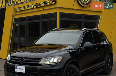 Позашляховик / Кросовер Volkswagen Touareg 2010 в Києві