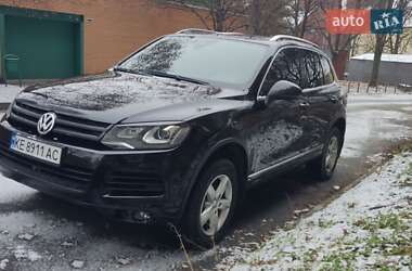 Позашляховик / Кросовер Volkswagen Touareg 2010 в Дніпрі