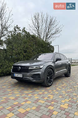 Внедорожник / Кроссовер Volkswagen Touareg 2021 в Одессе