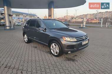 Внедорожник / Кроссовер Volkswagen Touareg 2012 в Хмельницком