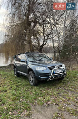 Внедорожник / Кроссовер Volkswagen Touareg 2003 в Ровно