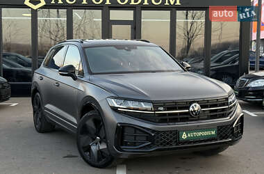 Внедорожник / Кроссовер Volkswagen Touareg 2024 в Киеве