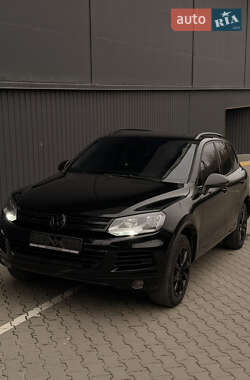 Позашляховик / Кросовер Volkswagen Touareg 2011 в Тернополі