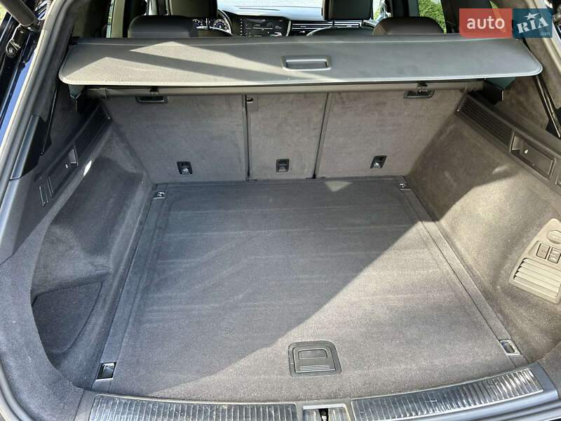 Позашляховик / Кросовер Volkswagen Touareg 2020 в Києві фото 11 Позашляховик / Кросовер Volkswagen Touareg 2020 в Києві