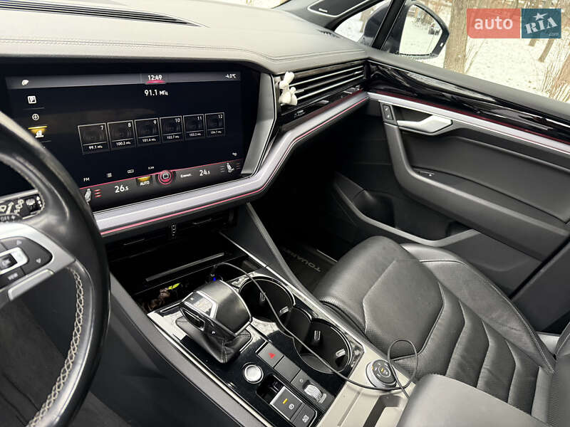 Внедорожник / Кроссовер Volkswagen Touareg 2018 в Кривом Роге фото 8 Внедорожник / Кроссовер Volkswagen Touareg 2018 в Кривом Роге