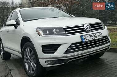 Позашляховик / Кросовер Volkswagen Touareg 2014 в Львові