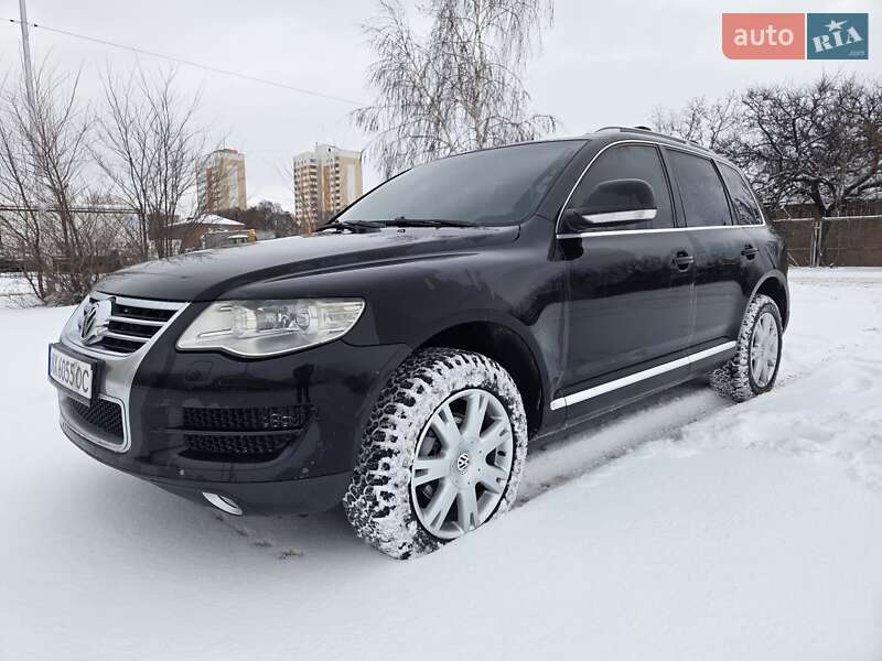 Внедорожник / Кроссовер Volkswagen Touareg 2007 в Харькове