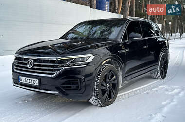 Внедорожник / Кроссовер Volkswagen Touareg 2018 в Киеве