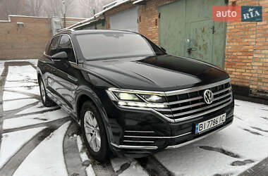 Внедорожник / Кроссовер Volkswagen Touareg 2018 в Полтаве