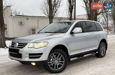 Внедорожник / Кроссовер Volkswagen Touareg 2008 в Ахтырке