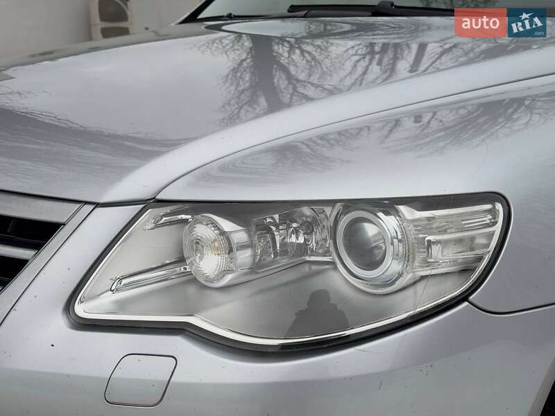 Внедорожник / Кроссовер Volkswagen Touareg 2008 в Ахтырке