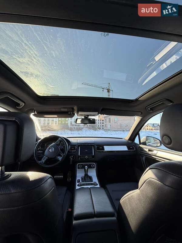 Позашляховик / Кросовер Volkswagen Touareg 2012 в Тернополі