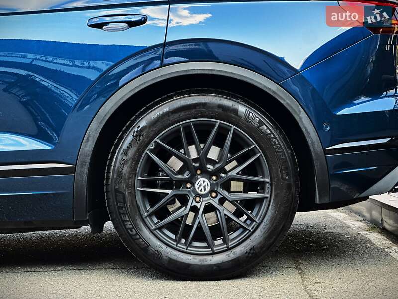 Внедорожник / Кроссовер Volkswagen Touareg 2019 в Киеве фото 12 Внедорожник / Кроссовер Volkswagen Touareg 2019 в Киеве