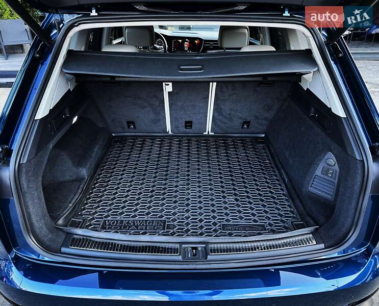 Внедорожник / Кроссовер Volkswagen Touareg 2019 в Киеве фото 44 Внедорожник / Кроссовер Volkswagen Touareg 2019 в Киеве