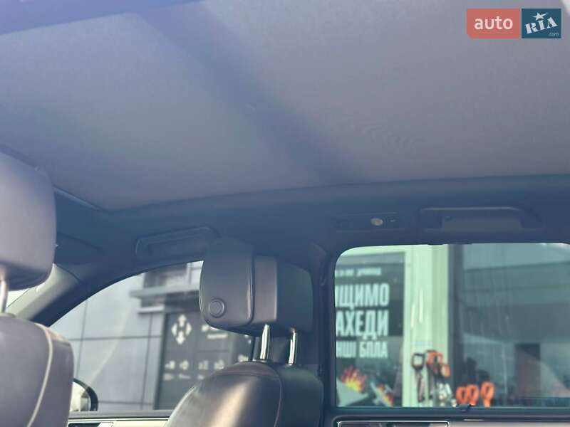 Внедорожник / Кроссовер Volkswagen Touareg 2015 в Первомайске