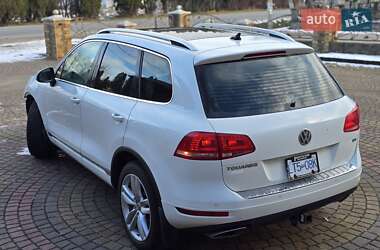 Внедорожник / Кроссовер Volkswagen Touareg 2013 в Косове