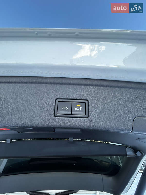 Внедорожник / Кроссовер Volkswagen Touareg 2021 в Киеве фото 34 Внедорожник / Кроссовер Volkswagen Touareg 2021 в Киеве