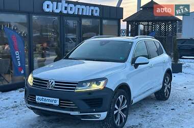 Внедорожник / Кроссовер Volkswagen Touareg 2016 в Луцке