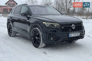 Позашляховик / Кросовер Volkswagen Touareg 2019 в Львові