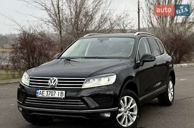 Позашляховик / Кросовер Volkswagen Touareg 2016 в Кривому Розі