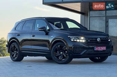 Позашляховик / Кросовер Volkswagen Touareg 2022 в Чернівцях