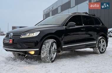 Внедорожник / Кроссовер Volkswagen Touareg 2017 в Львове