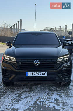 Внедорожник / Кроссовер Volkswagen Touareg 2022 в Одессе
