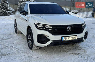 Позашляховик / Кросовер Volkswagen Touareg 2022 в Києві