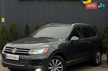 Внедорожник / Кроссовер Volkswagen Touareg 2011 в Днепре