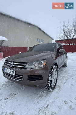 Позашляховик / Кросовер Volkswagen Touareg 2011 в Кам'янці-Бузькій