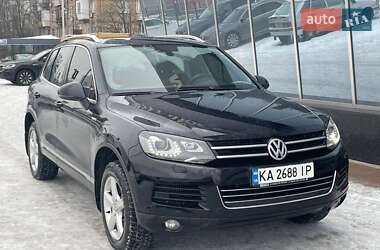 Позашляховик / Кросовер Volkswagen Touareg 2013 в Києві
