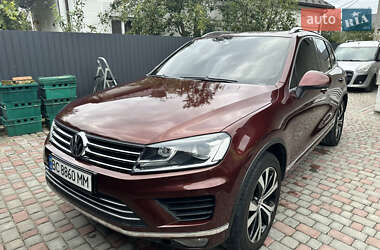 Позашляховик / Кросовер Volkswagen Touareg 2018 в Львові