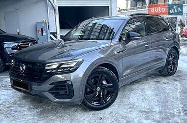 Внедорожник / Кроссовер Volkswagen Touareg 2023 в Киеве