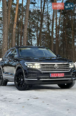 Внедорожник / Кроссовер Volkswagen Touareg 2019 в Бродах