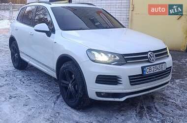 Внедорожник / Кроссовер Volkswagen Touareg 2012 в Чернигове