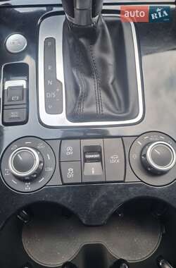 Внедорожник / Кроссовер Volkswagen Touareg 2014 в Николаеве