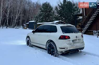 Внедорожник / Кроссовер Volkswagen Touareg 2011 в Черкассах