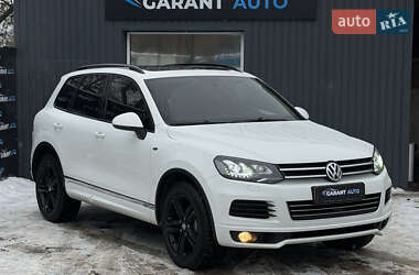 Внедорожник / Кроссовер Volkswagen Touareg 2012 в Чернигове