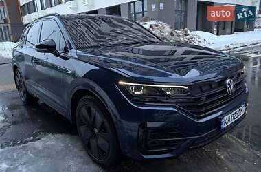 Позашляховик / Кросовер Volkswagen Touareg 2023 в Києві