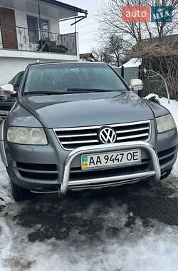 Позашляховик / Кросовер Volkswagen Touareg 2004 в Києві