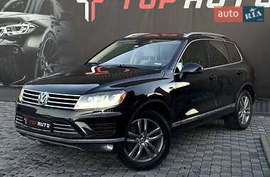 Позашляховик / Кросовер Volkswagen Touareg 2016 в Львові